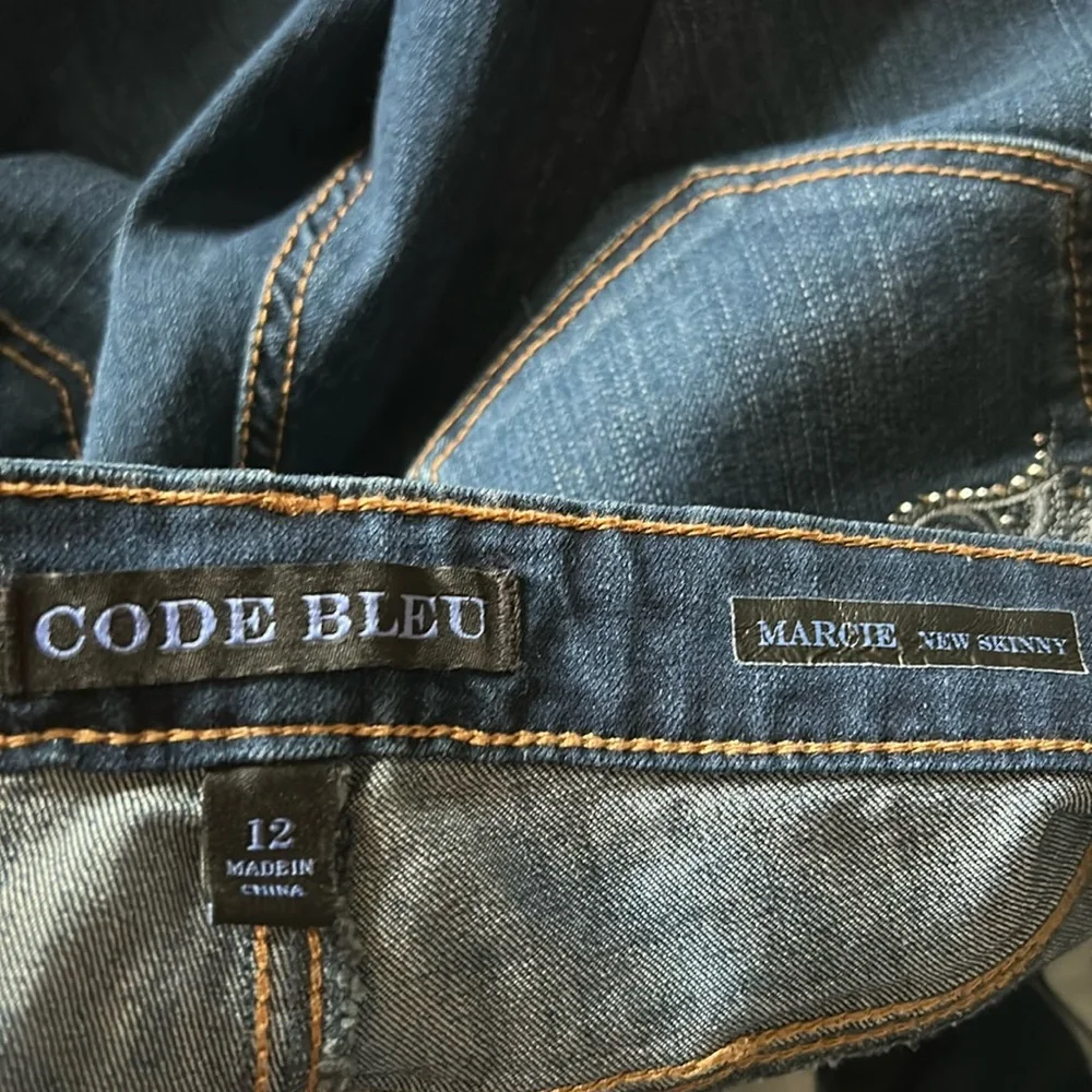 Two Pair Jeans. CODE BLEU and BANDOLINO - Picture 6 of 11